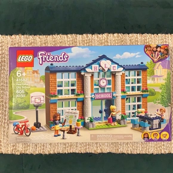 LEGO 41682 Friends Heartlake City School New and Sealed - Picture 1 of 8